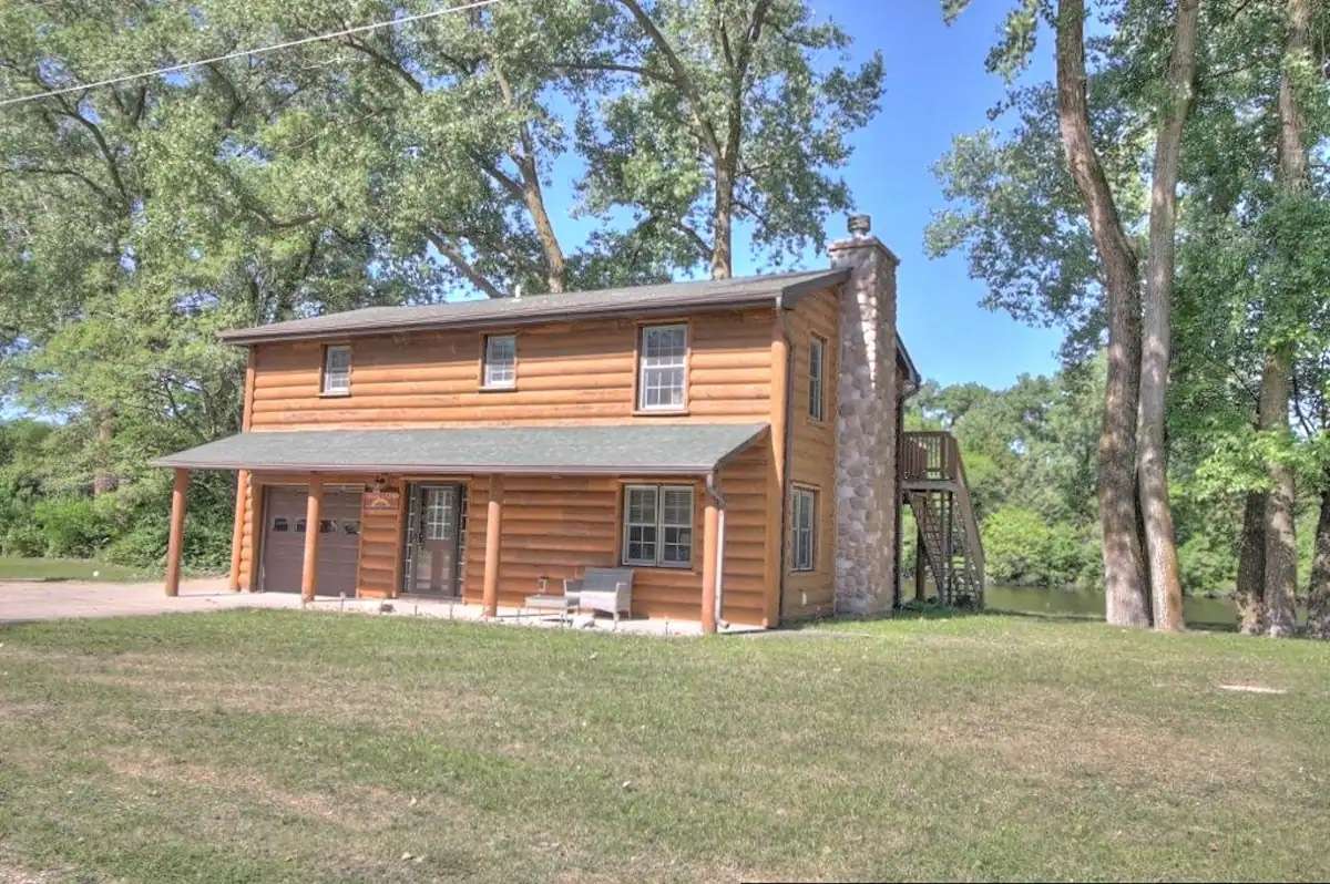 Fremont Cabin on The Lake